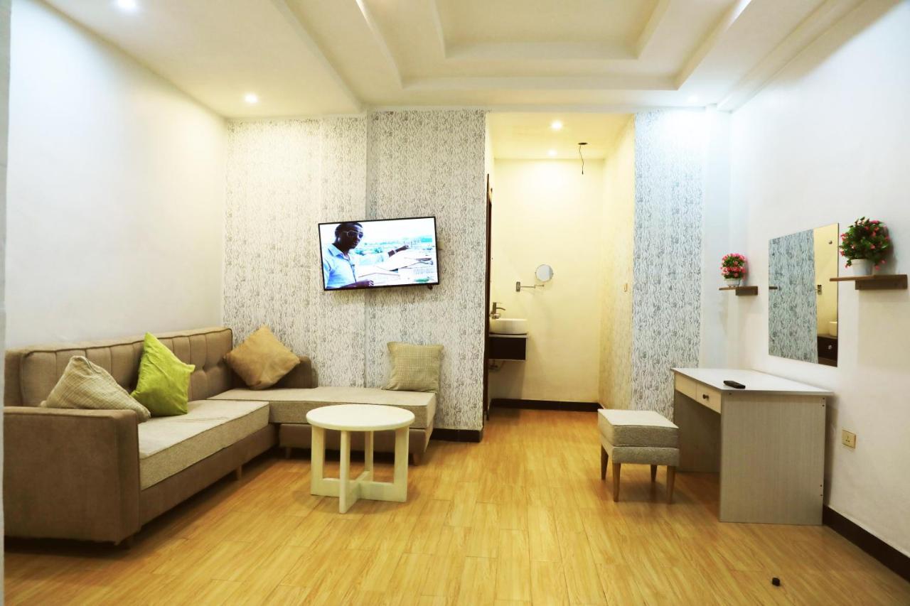 Riverland Hotel บาเฮอร์ดาร์ ภายนอก รูปภาพ